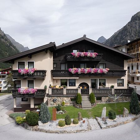 Haus Margret Bed and Breakfast Sankt Leonhard im Pitztal Eksteriør billede