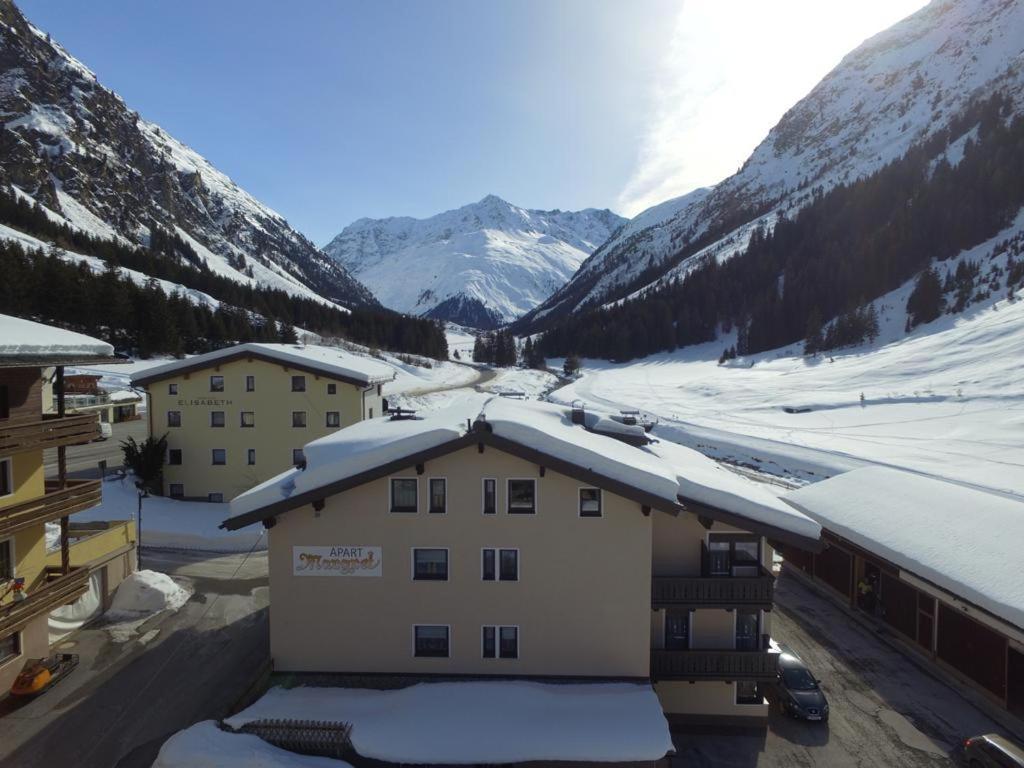 Haus Margret Bed and Breakfast Sankt Leonhard im Pitztal Eksteriør billede